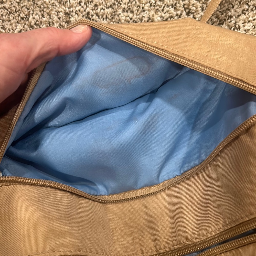 Baggallini Large Crossbody Bag w/RFID protection - Picture 6 of 10